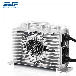 48V Golfkocsi akkumulátortöltő targonca akkumulátortöltőnagy teljesítményű áramkiterjesztő 50A FCC tanúsítással