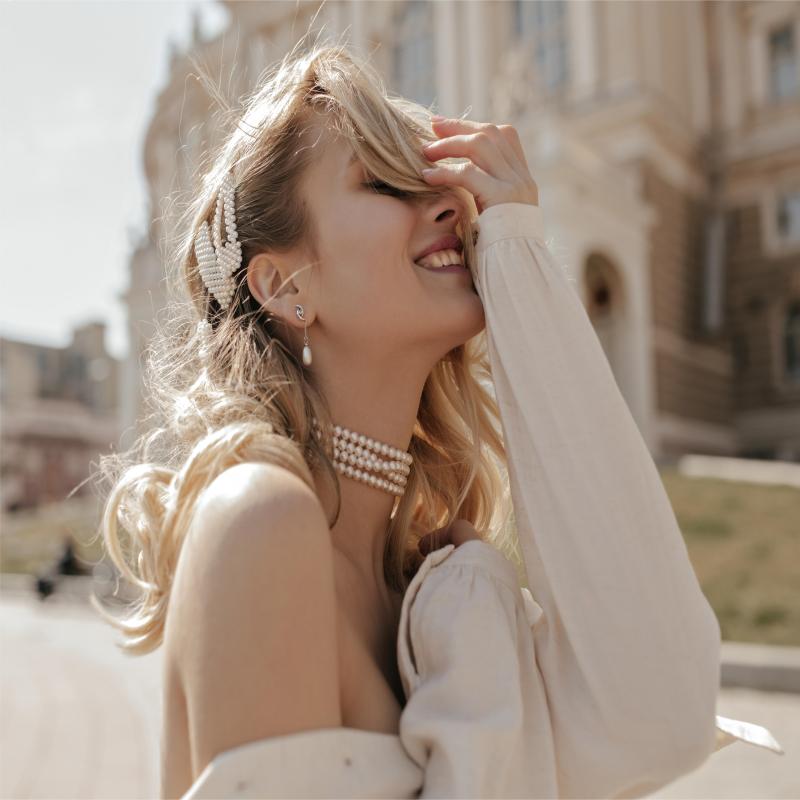 A H13 szerszám acélruda hosszanti rövid távú szakító tulajdonságai 1010 ° C-ból (1850 ° F) leoltottak, és megduplázódtak a feltüntetett keménységhez.