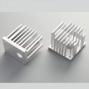 Egyedi CNC fémlemez lézeres vágás hegesztési alkatrészek bélyegzési szolgáltatás Alumínium lemez lyukasztó feldolgozás gyártás