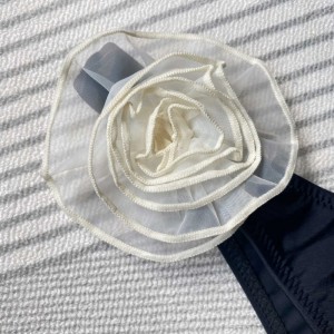 2025 új európai és amerikai forró lány bikini háromval - Dimenziós virágok. Kereszt - határ legjobb - szexi kettő eladását - darab fürdőruha háromszögnadrággal 8863 ár:$79,99