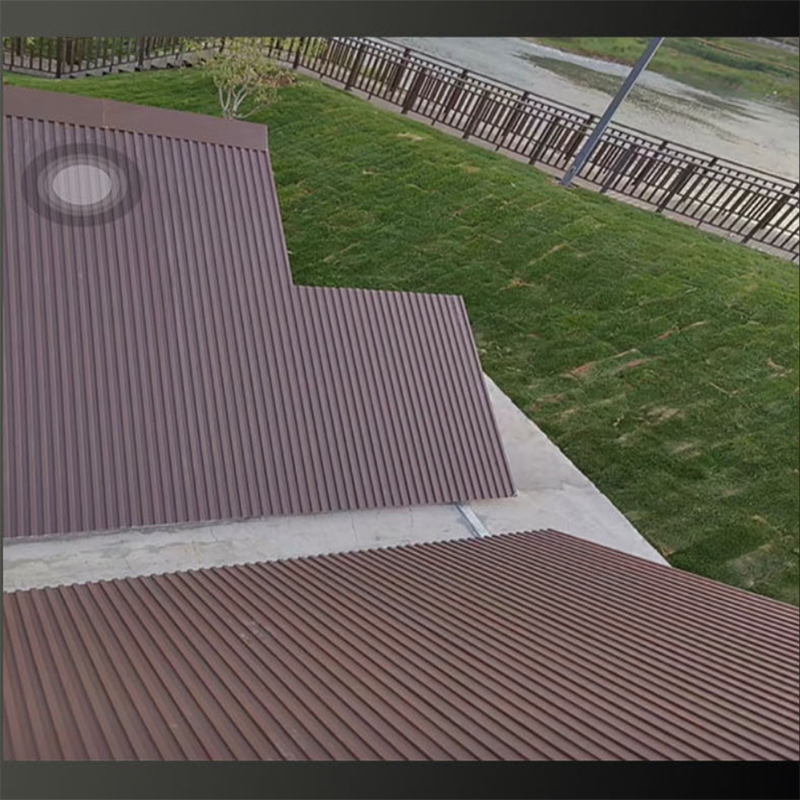 Alumínium panelek anagy fal tetejéhez-alakú kialakítás hőszigetelő tulajdonságokkal