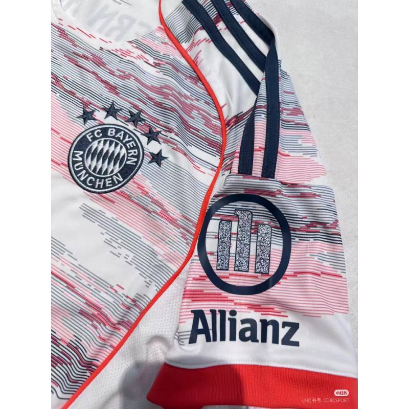 25/26 Bayern Away Jerseys az új szezonban