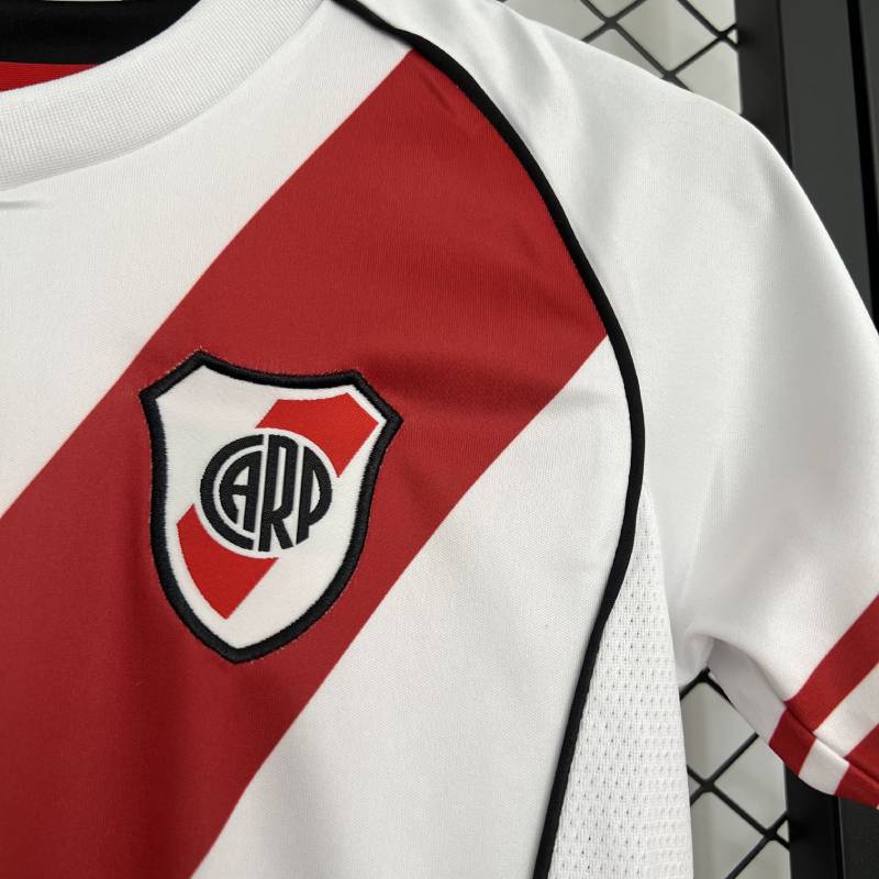 25/26 Kids River Plate Home Méret: 16-28